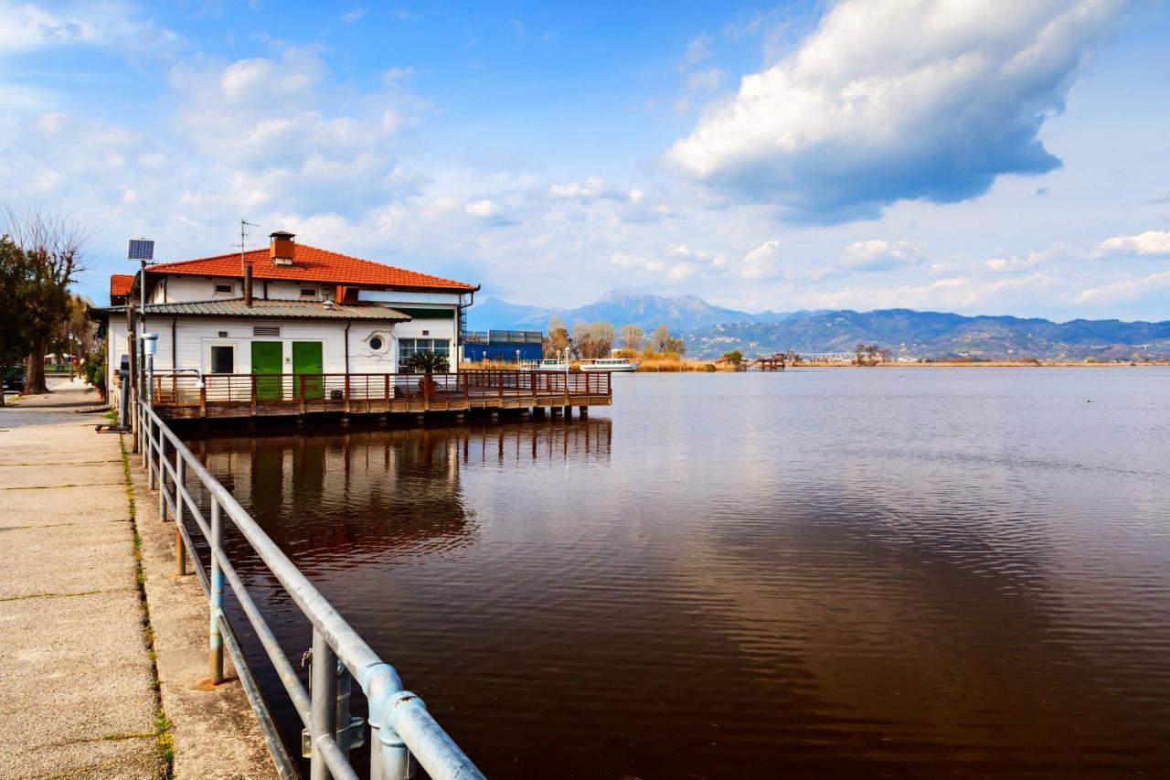 La Casa Nel Parco Appartement Viareggio Buitenkant foto